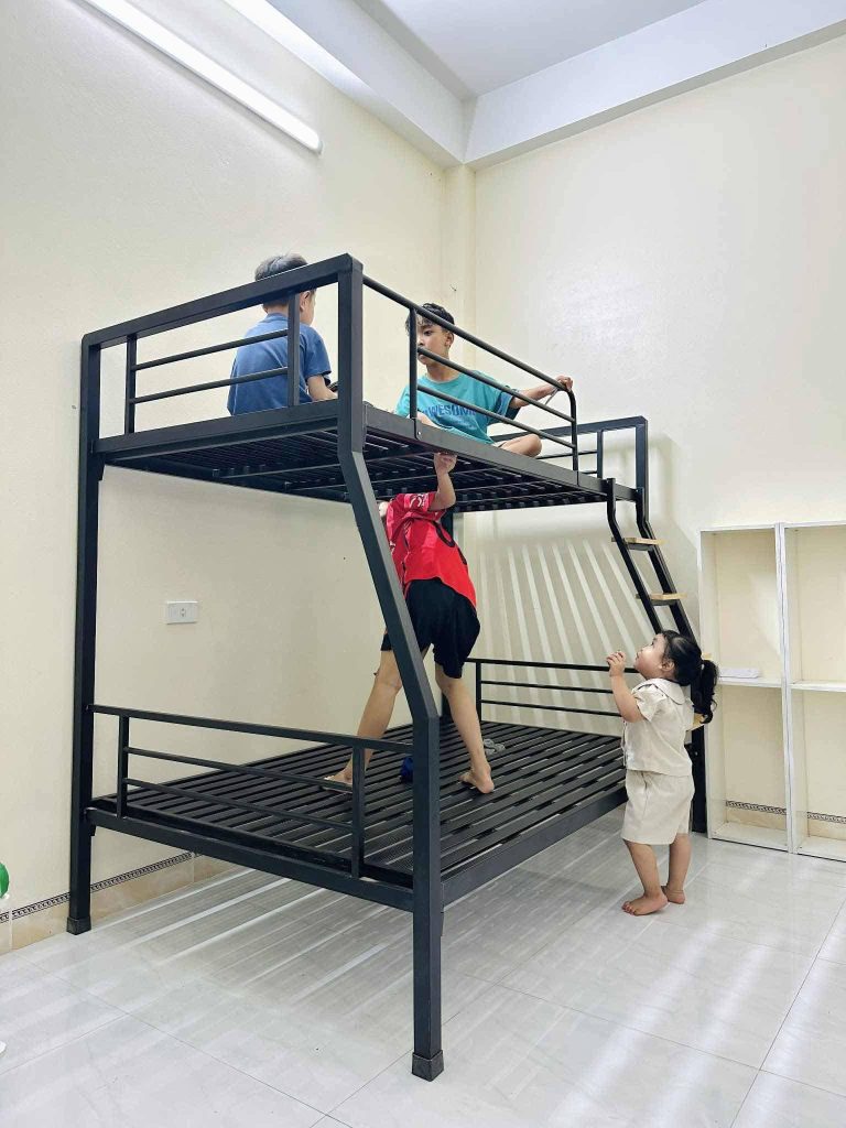 Kinh Nghiệm Mua Giường Tầng Sắt: 5 Sai Lầm Thường Gặp Khiến Bạn Hối Hận