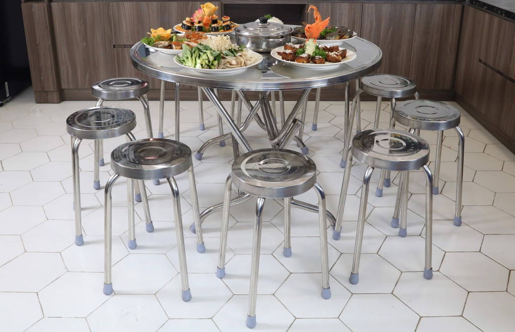 Top 10 Mẫu Bàn Tròn Inox 304 Bán Chạy Nhất Tại TP.HCM