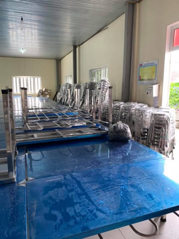 Chọn Bàn Inox Cho Quán Ăn Bình Dân: Hướng Dẫn Toàn Tập A - Z