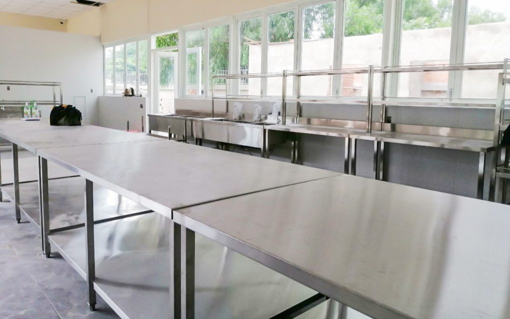 Xu Hướng Bàn Inox Cho Quán Ăn Bình Dân 2026