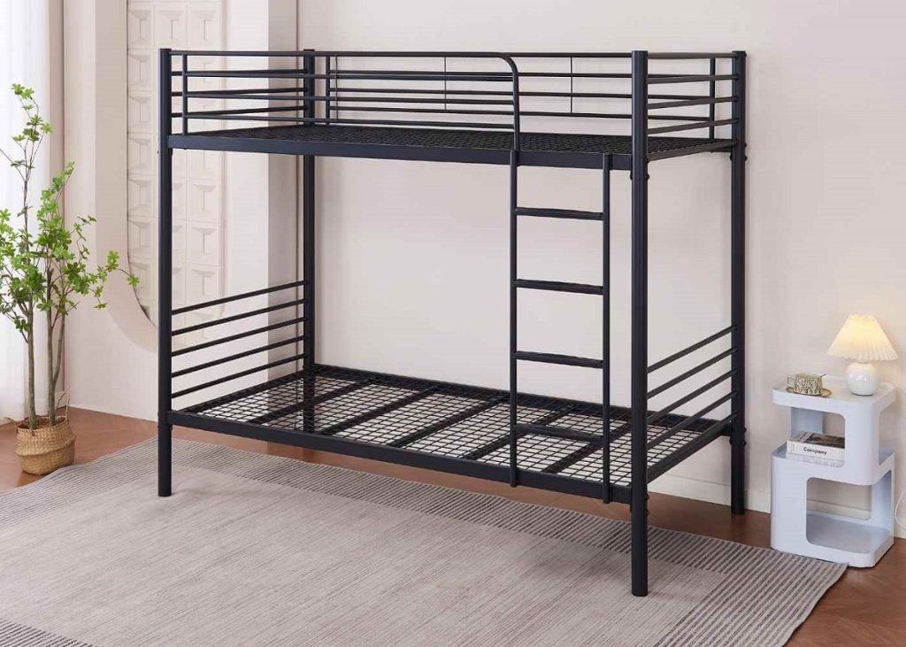 Bí Quyết Đầu Tư Giường Sắt 2 Tầng Bền Bỉ Cho Chủ Nhà Trọ